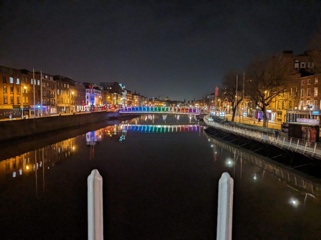 Dublin, the river by night