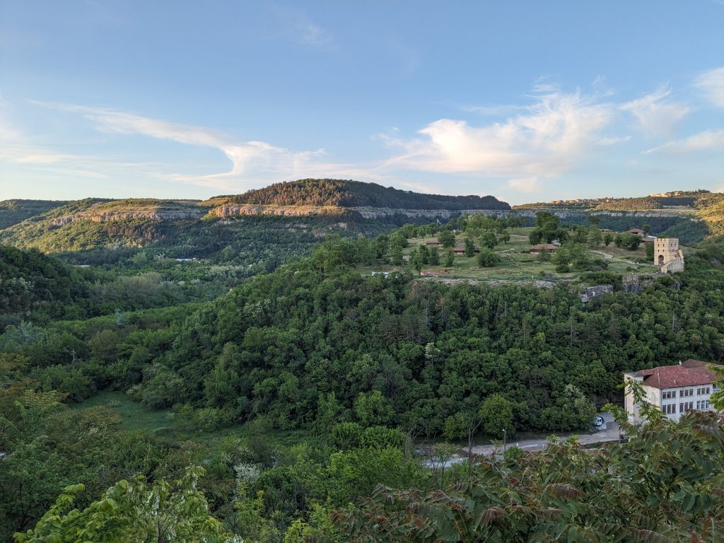 Велнко Търново