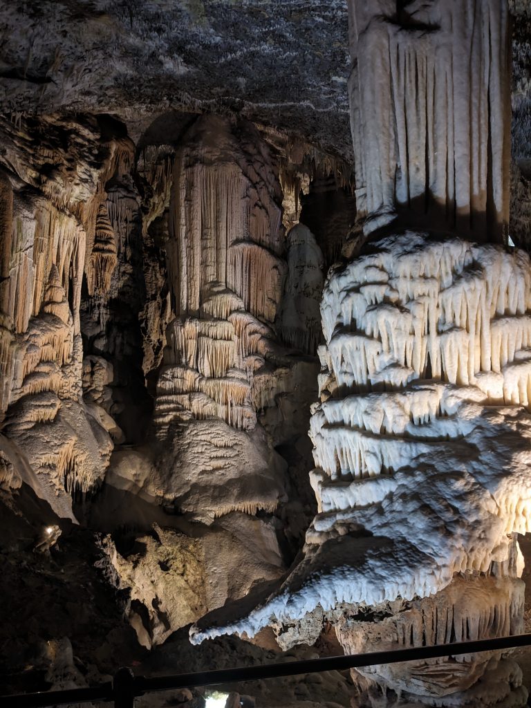 Veliki Otok, Postojna